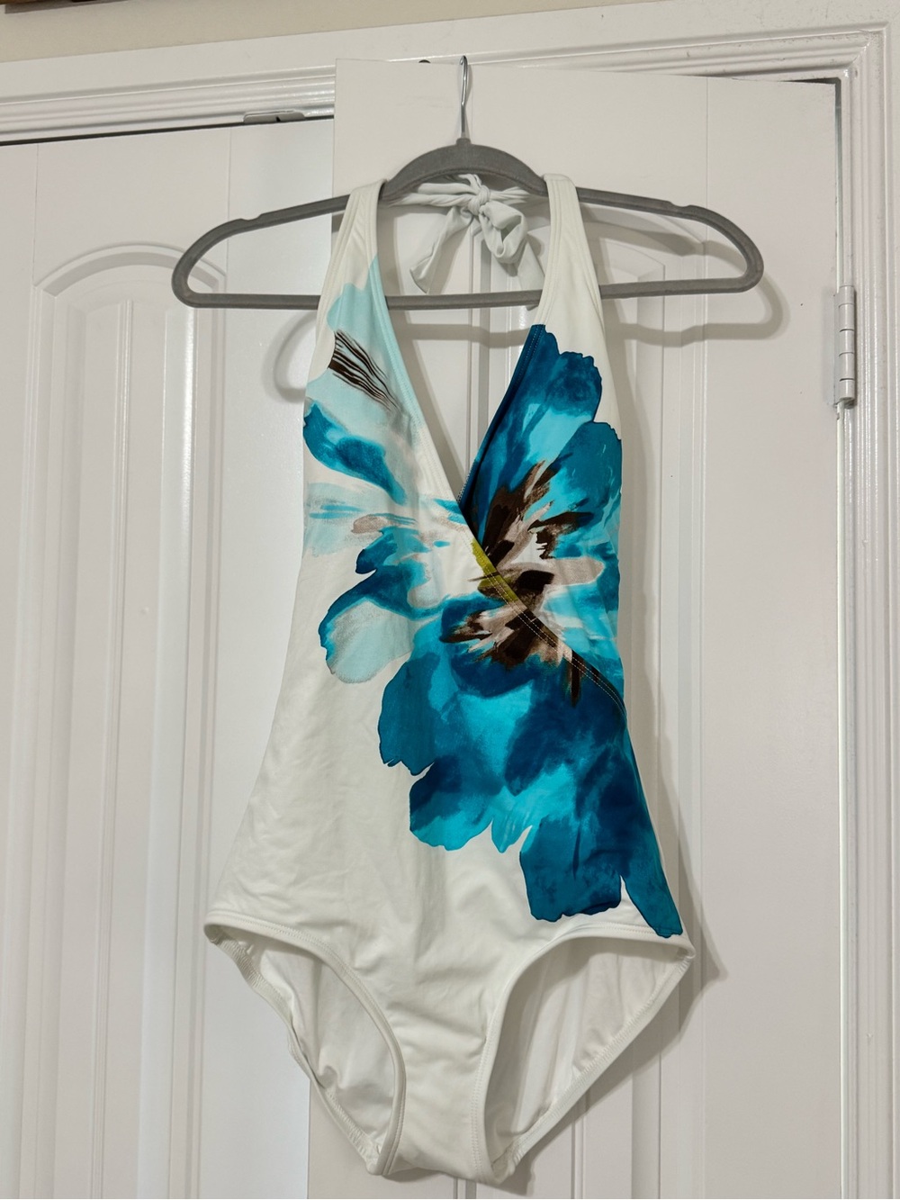 Carmen Marc Valvo Turquoise and White Floral One-Piece Swimsuit